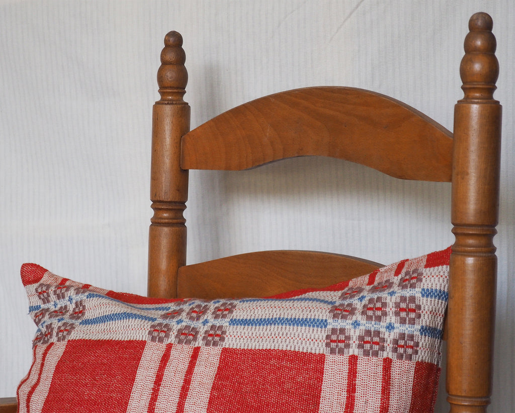 Handwoven cushion cover