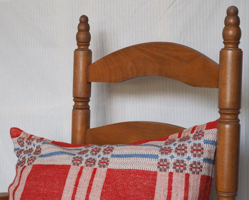 Handwoven cushion cover